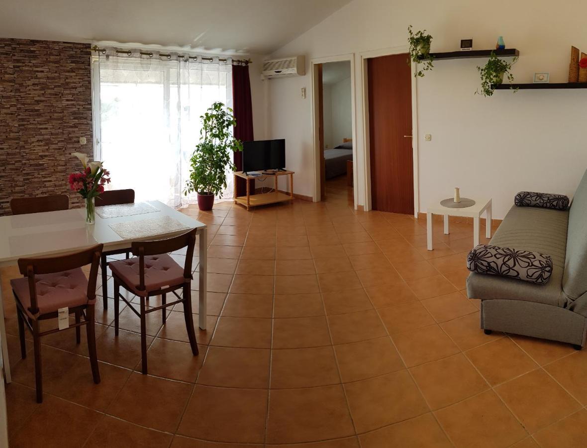 Apartments Lori Poreč Zewnętrze zdjęcie