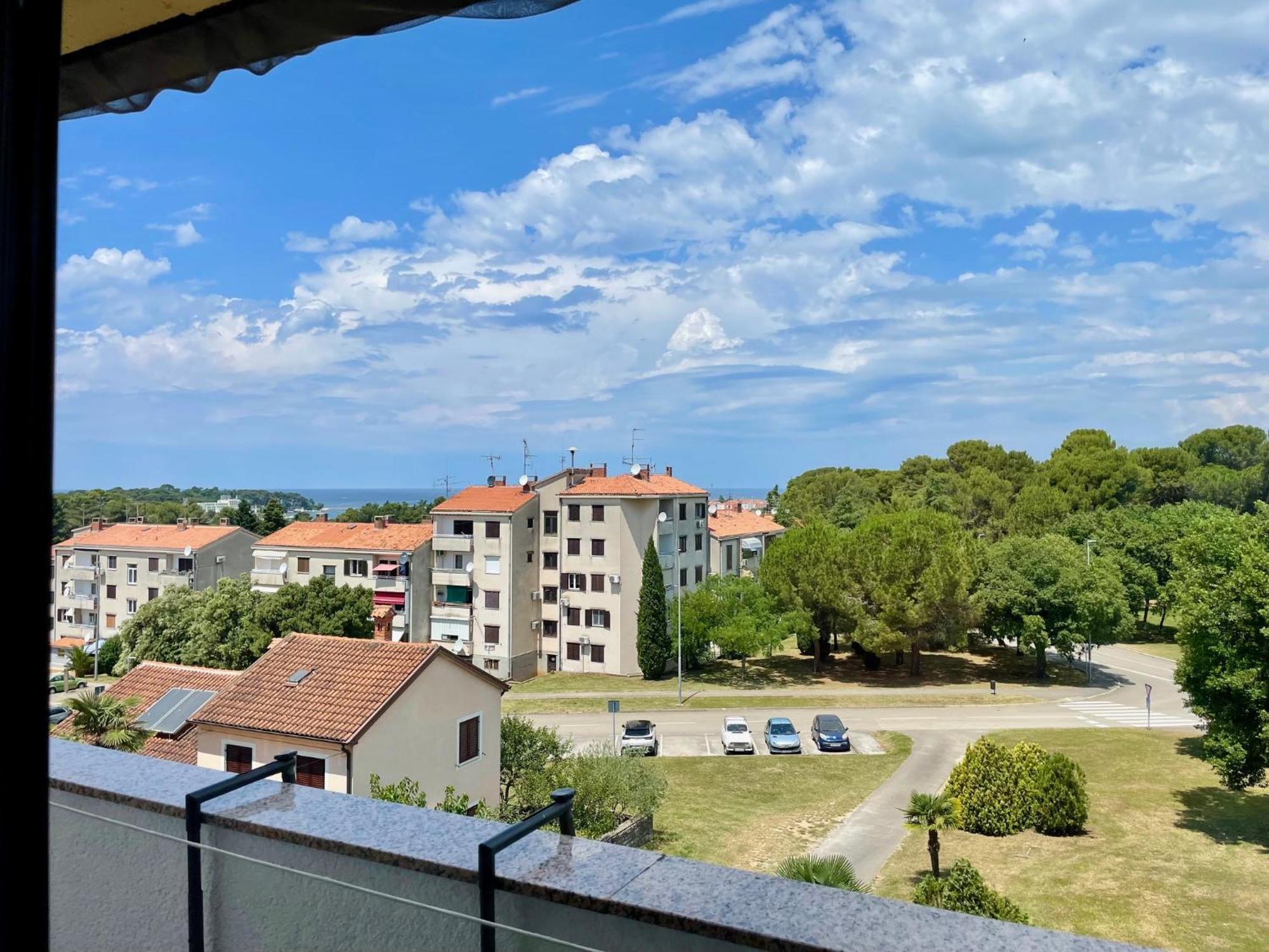 Apartments Lori Poreč Zewnętrze zdjęcie